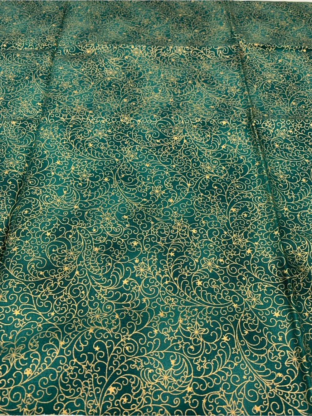 Hoffman Fabrics Weekend In The Woods Style E896 Green Gold Quilting Cotton 1 Yd